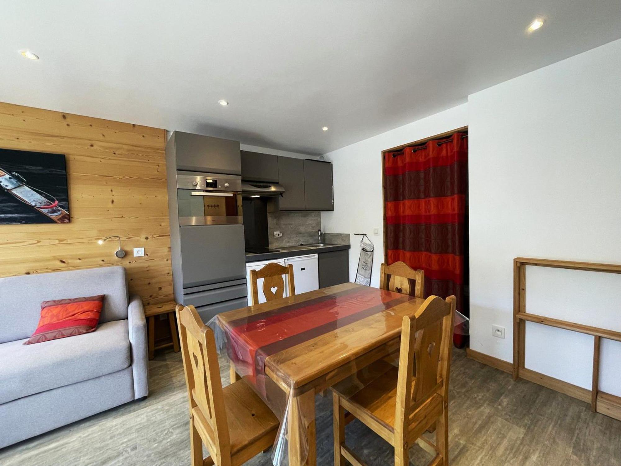 Studio Renove Pour 4, Ski Aux Pieds, La Croisette, Les Menuires - Fr-1-452-230 Saint-Martin-de-Belleville Bagian luar foto