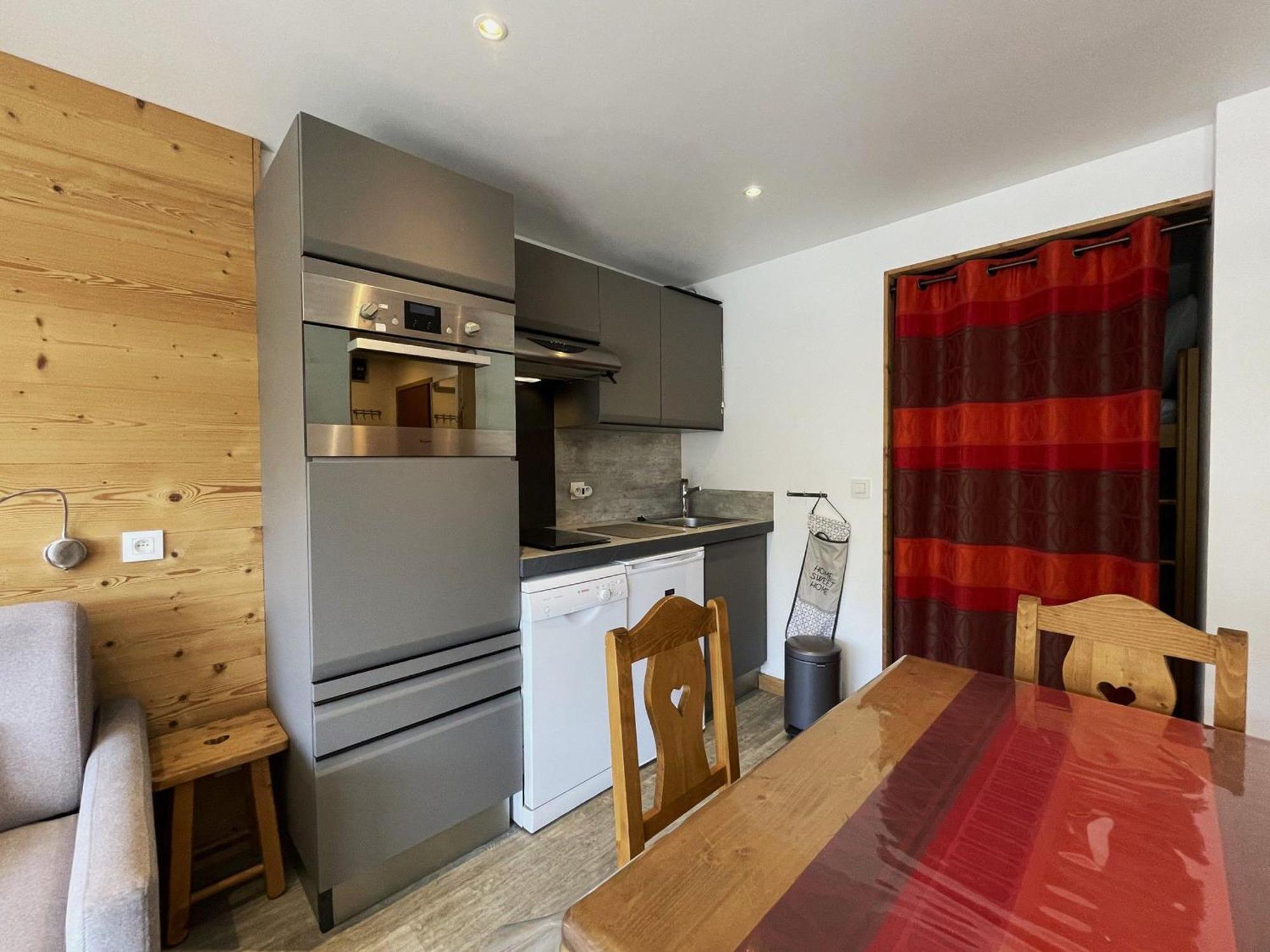Studio Renove Pour 4, Ski Aux Pieds, La Croisette, Les Menuires - Fr-1-452-230 Saint-Martin-de-Belleville Bagian luar foto